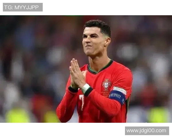 荣耀时刻足球明星获奖背后的故事与成就分享